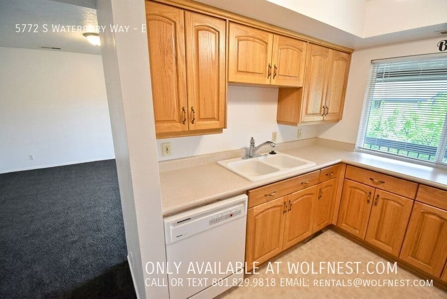 Salt Lake City Condo: 5772 S Waterbury Way