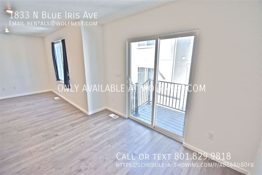 Tooele Townhome: 1833 N Blue Iris Ave