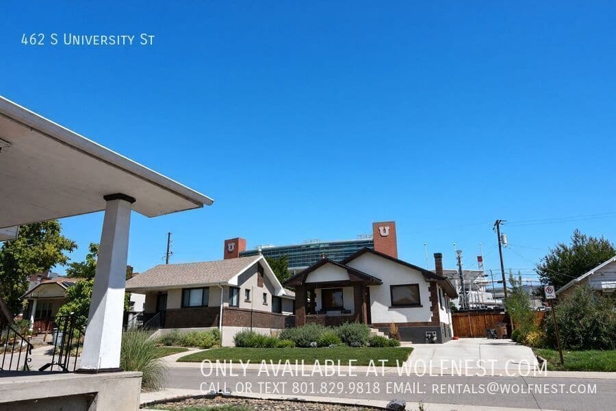 Salt Lake City House: 462 S University St