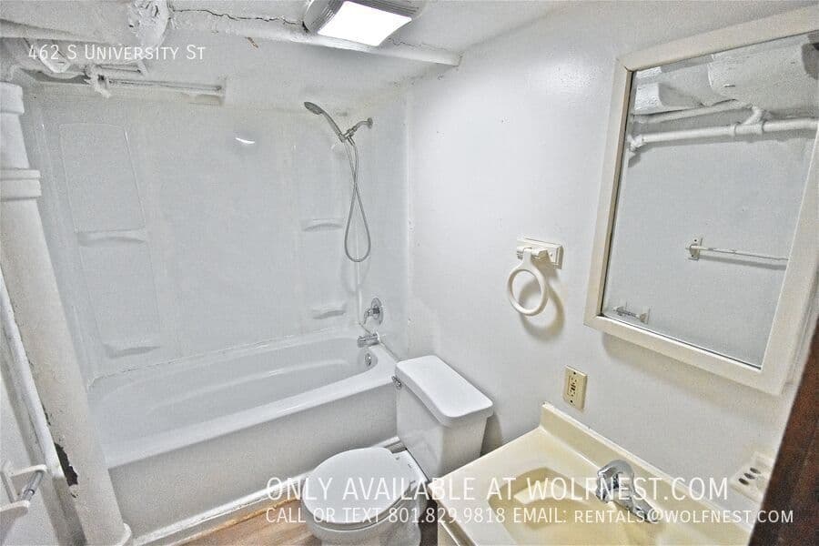 Salt Lake City House: 462 S University St