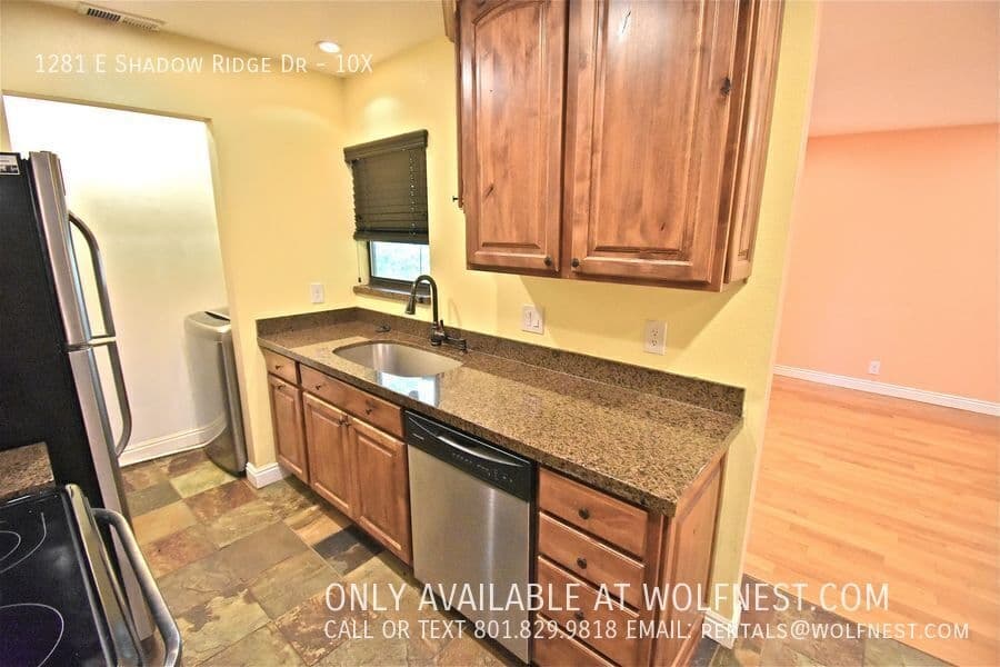 Midvale Condo: 1281 E Shadow Ridge Dr