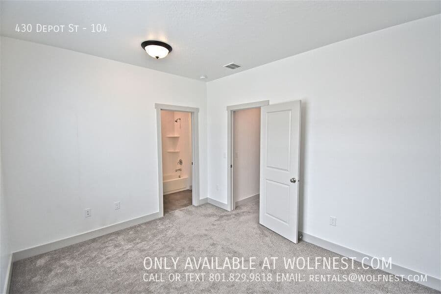 Clearfield Townhome: 430 E Depot St