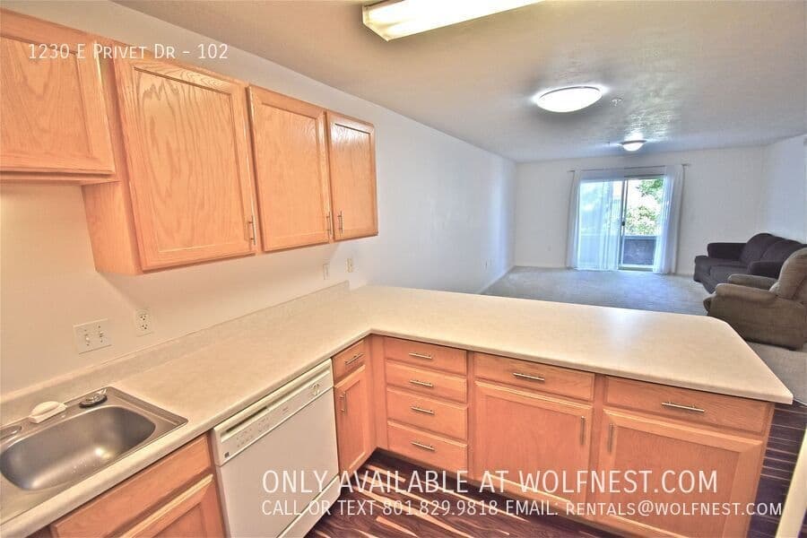 Salt Lake City Condo: 1230 E Privet Dr