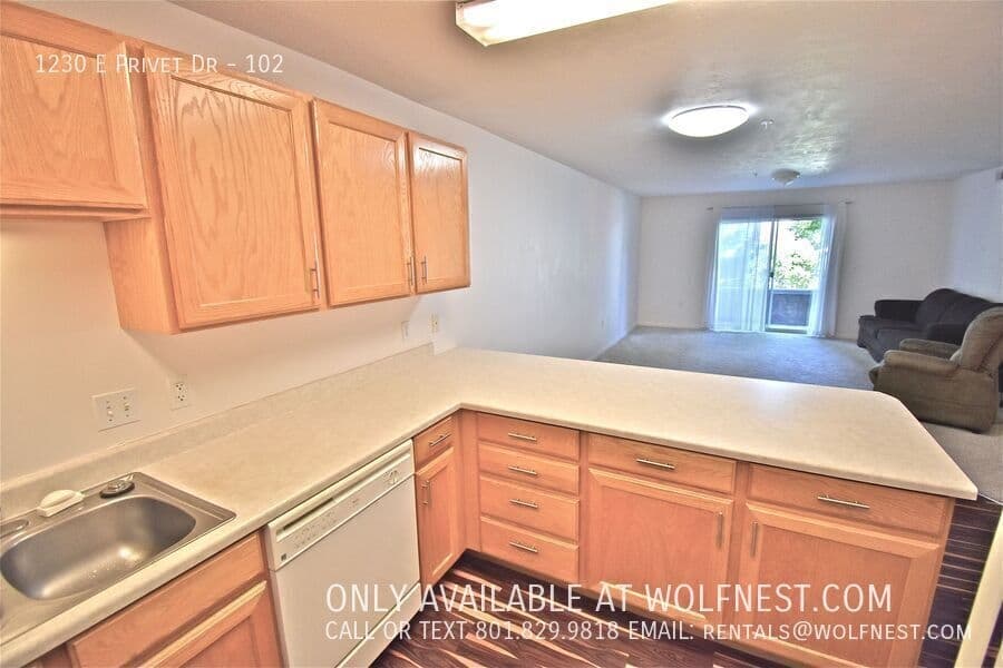 Salt Lake City Condo: 1230 E Privet Dr
