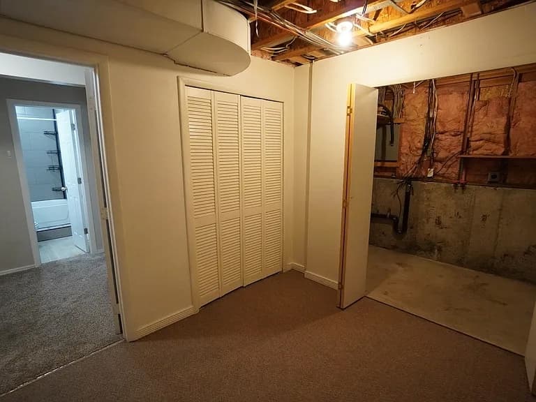 Roy House: 3947 S 2600 W