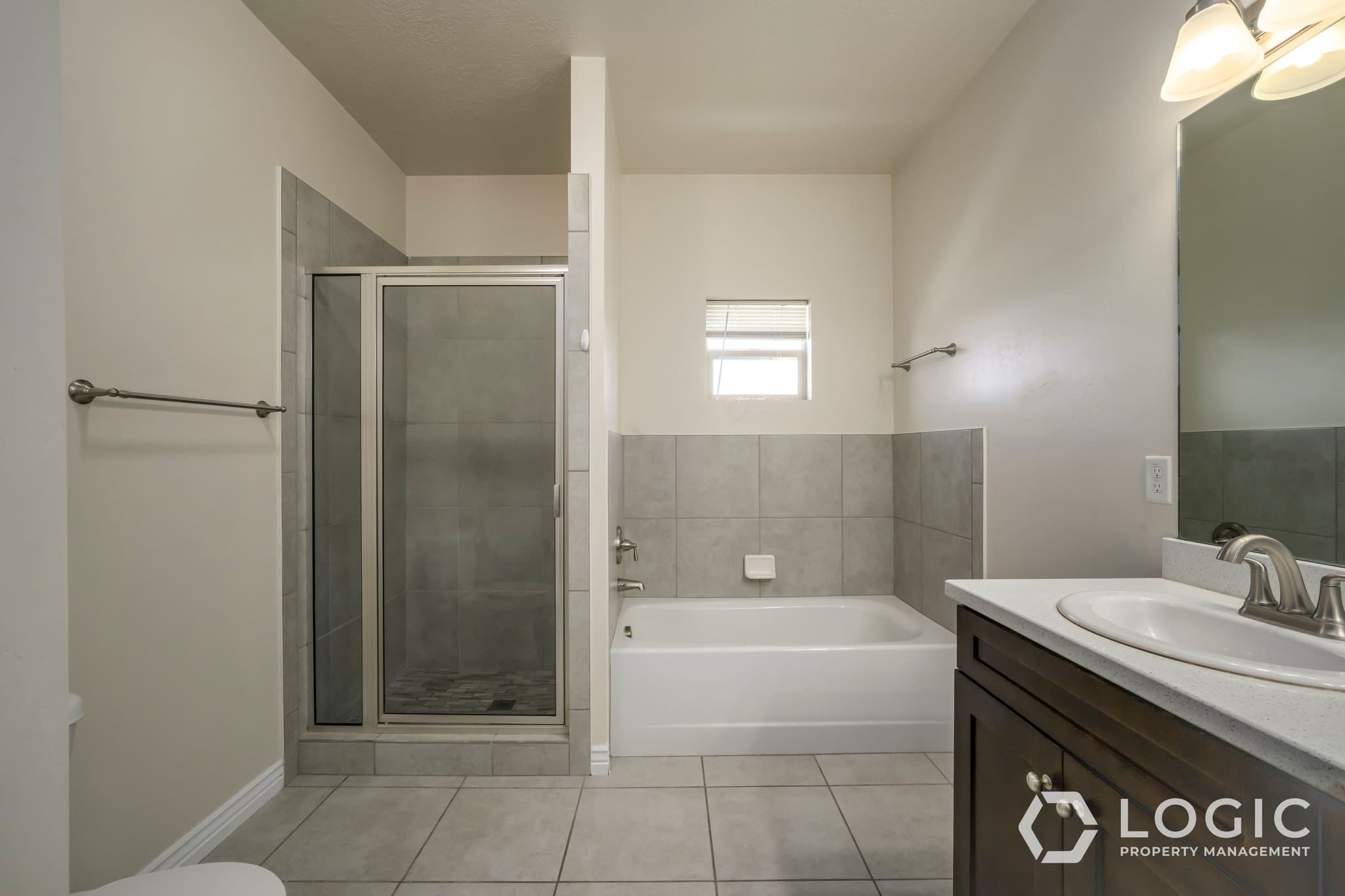 West Valley City Townhome: 3887 S 1530 W