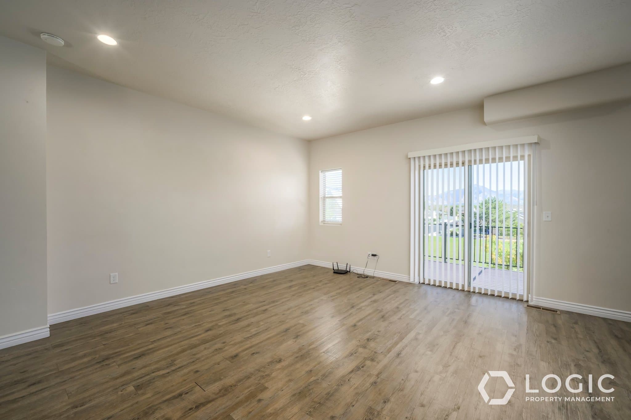 West Valley City Townhome: 3887 S 1530 W
