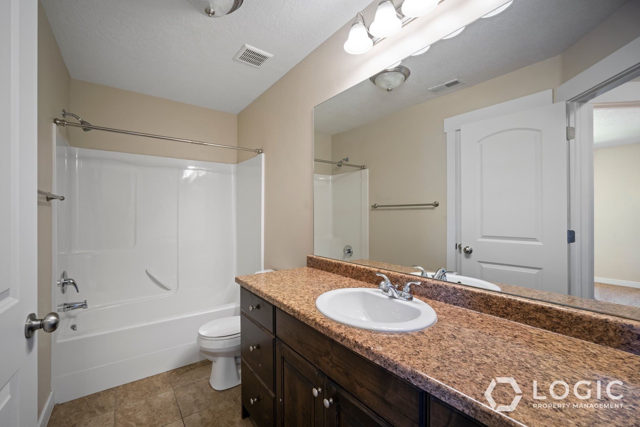 Pleasant Grove Townhome: 738 W 260 S