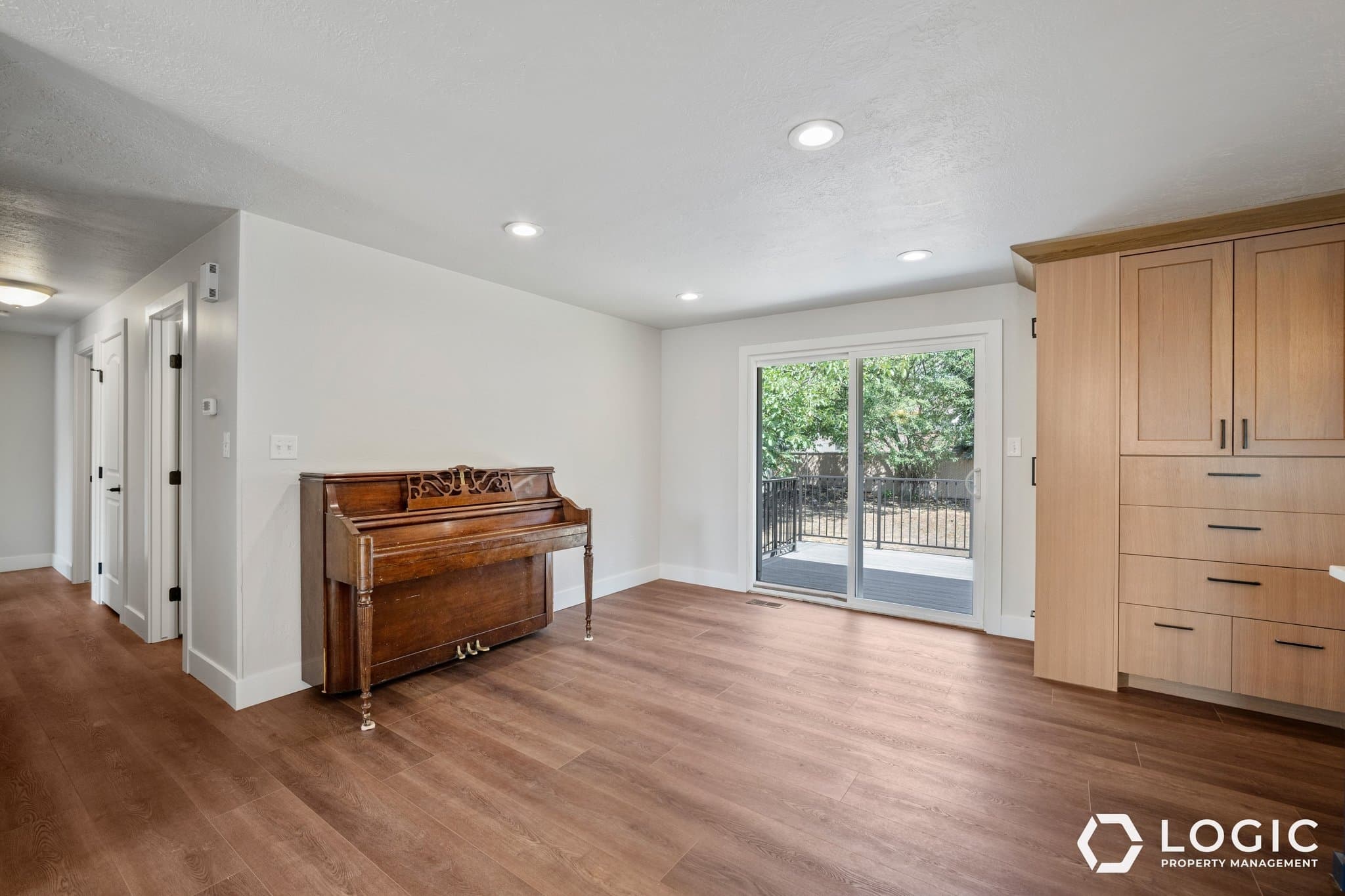 Ogden House: 844 E 2800 N