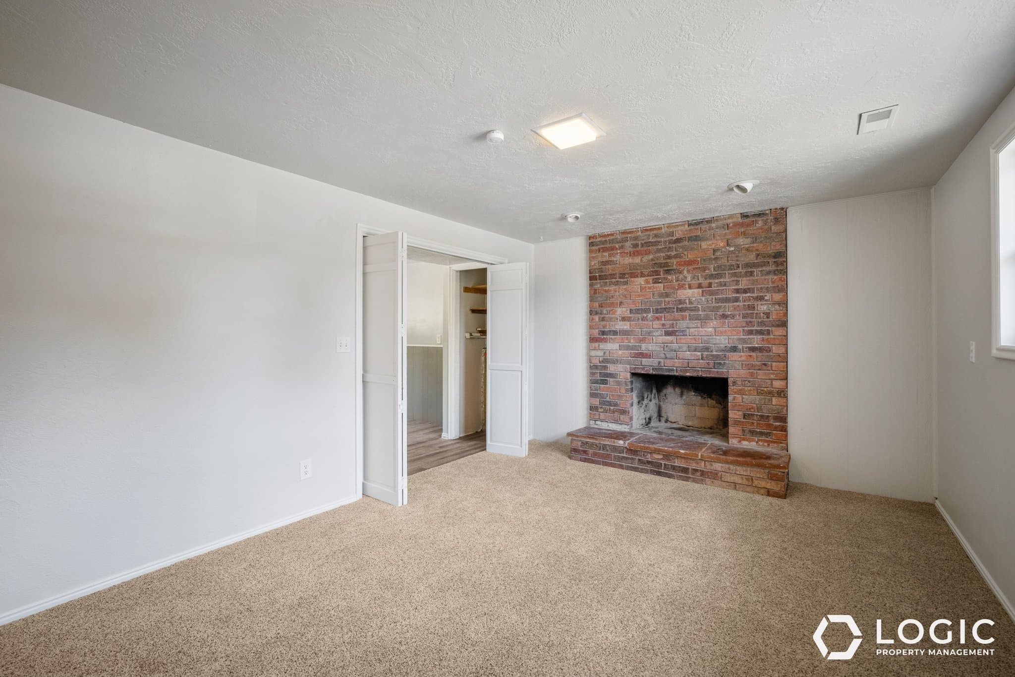 Ogden House: 844 E 2800 N