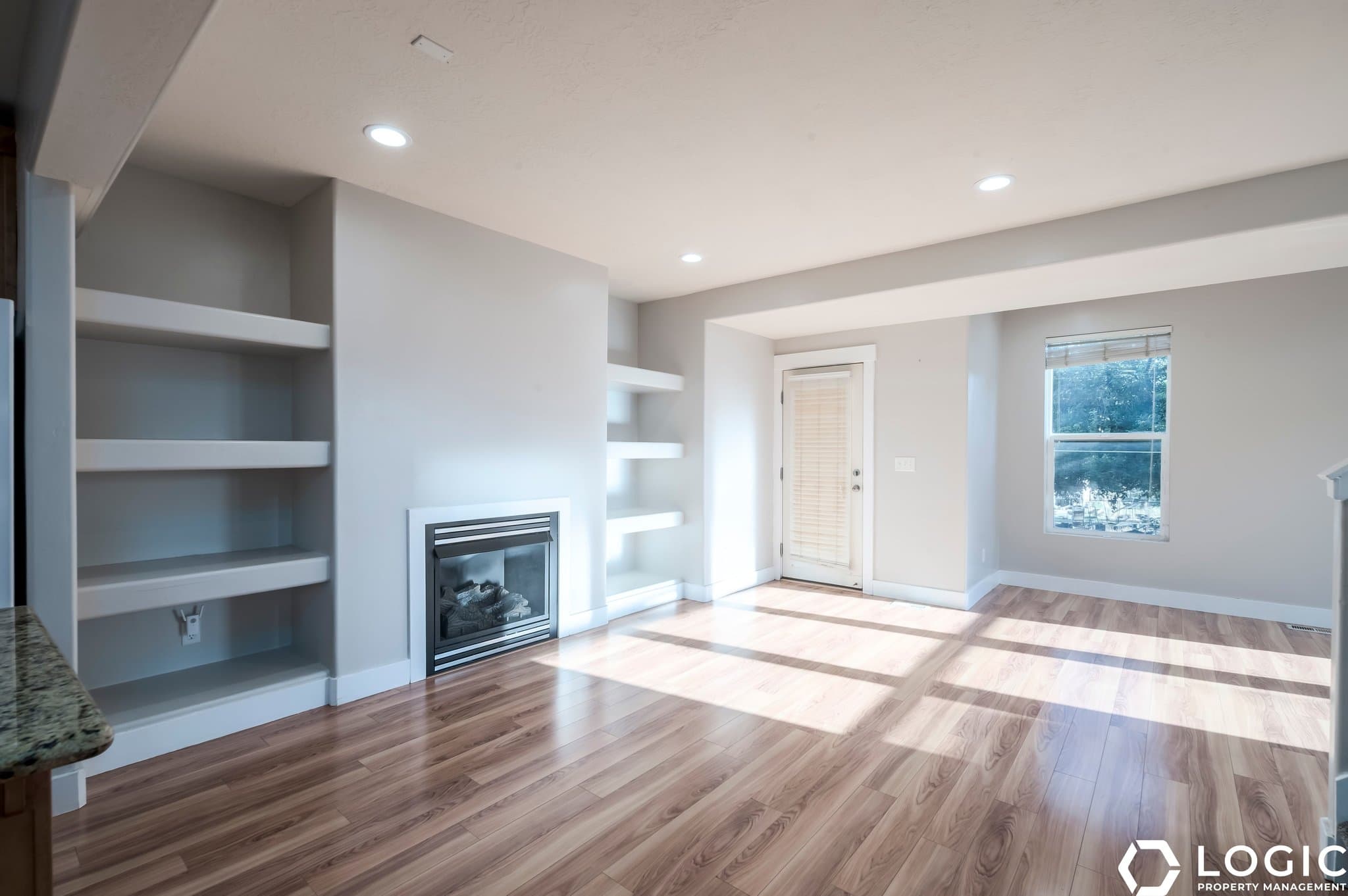 Salt Lake City Townhome: 153 W Monifieth Pl
