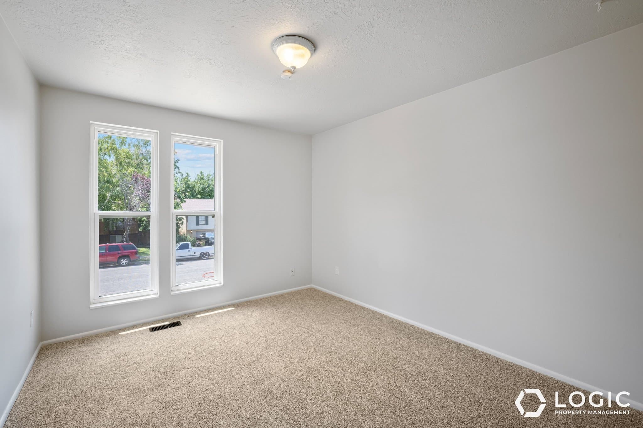 Ogden House: 844 E 2800 N