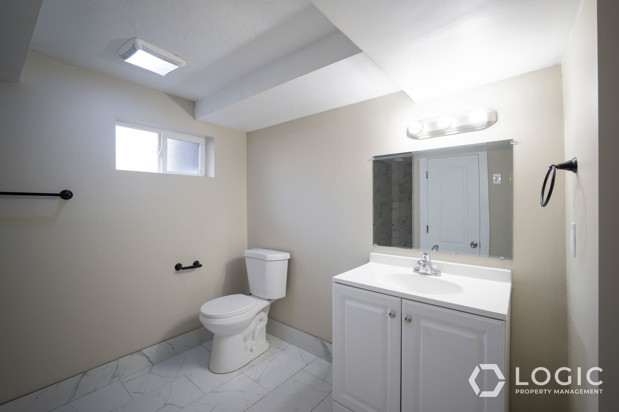 Bountiful House: 19 E 1300 S