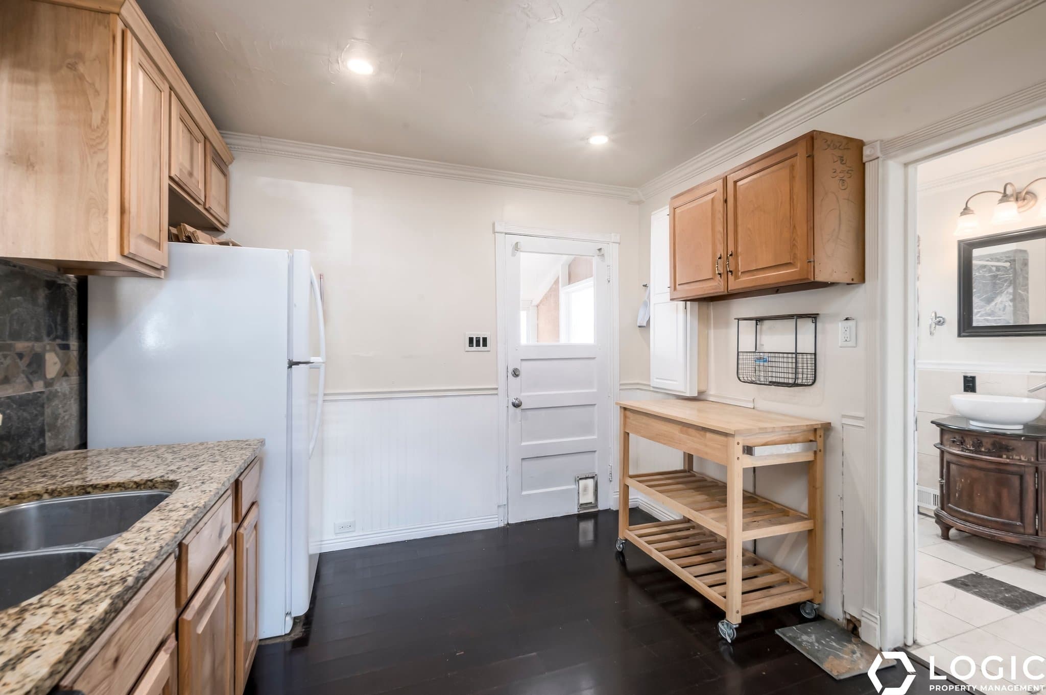 Provo House: 30 E 900 N