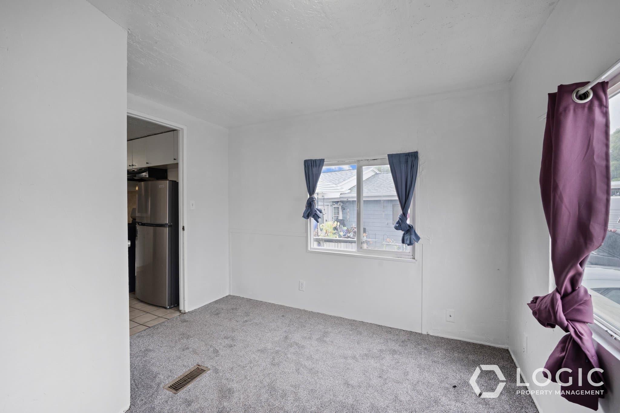 West Jordan House: 6954 S Flamingo Way