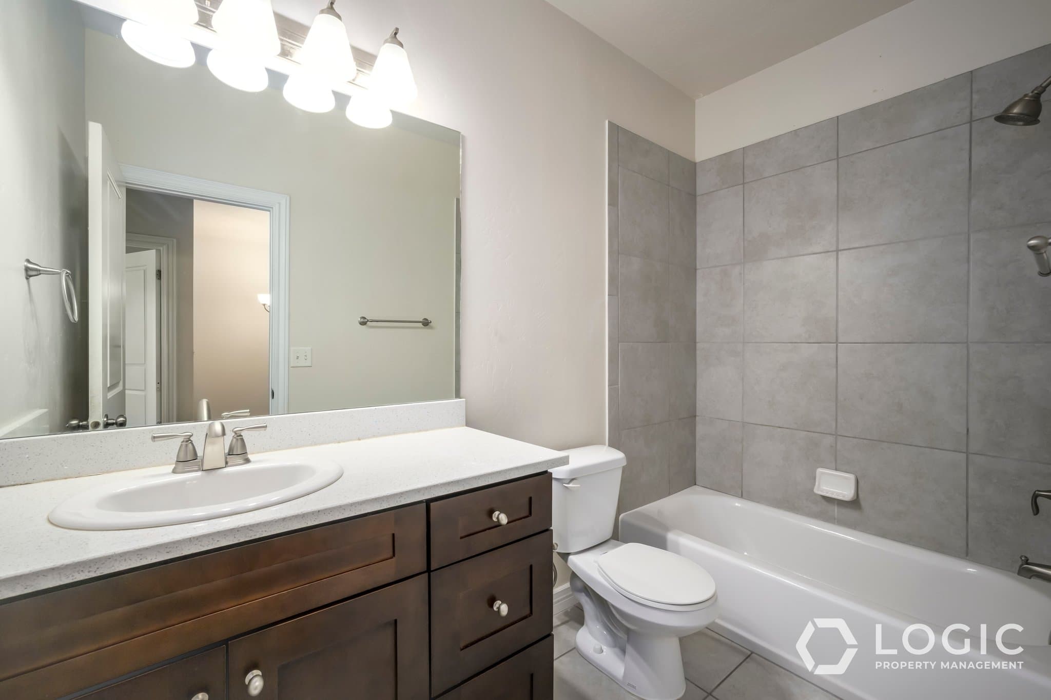 West Valley City Townhome: 3887 S 1530 W