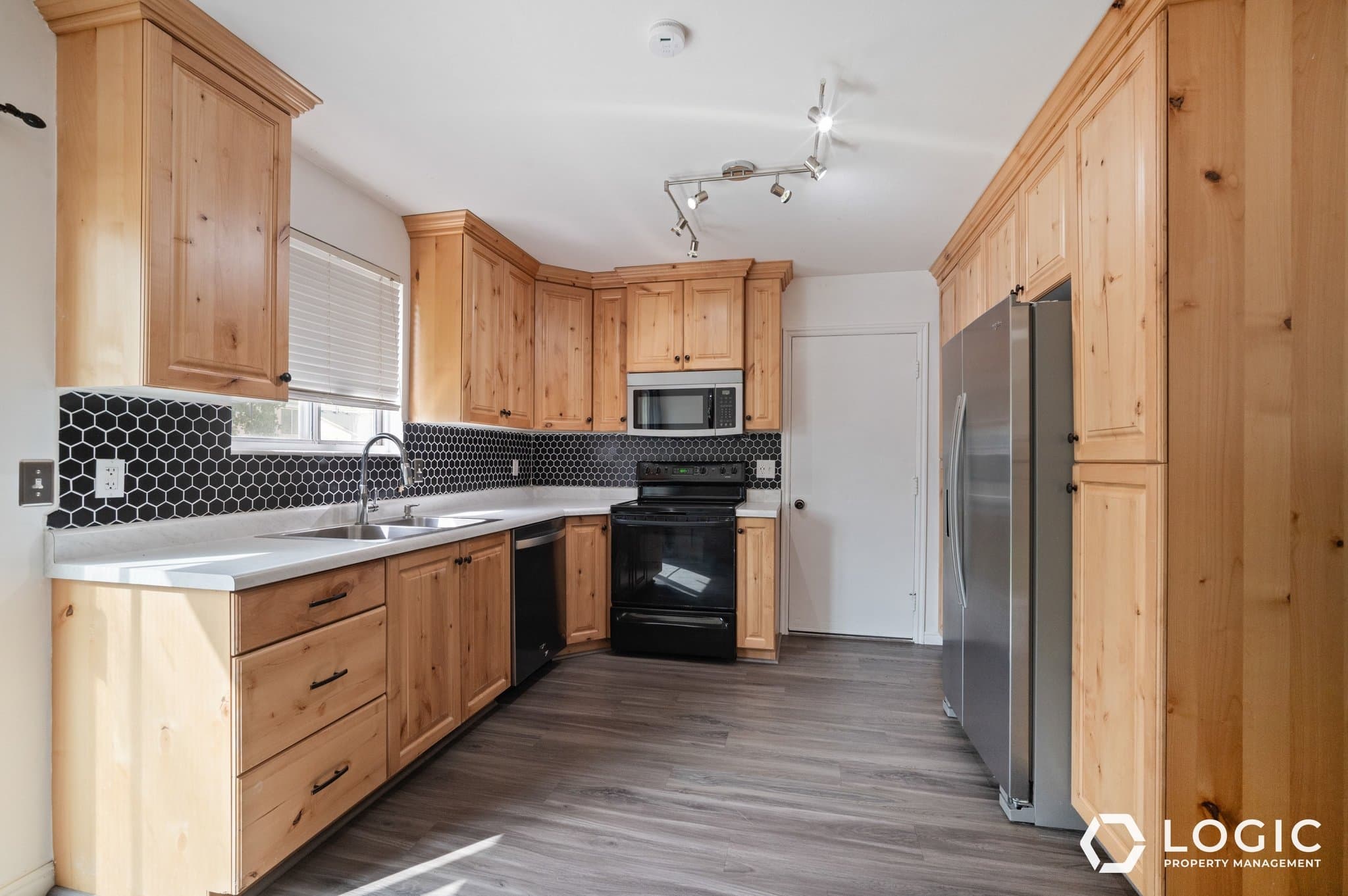 West Jordan House: 5155 W Saguaro Dr