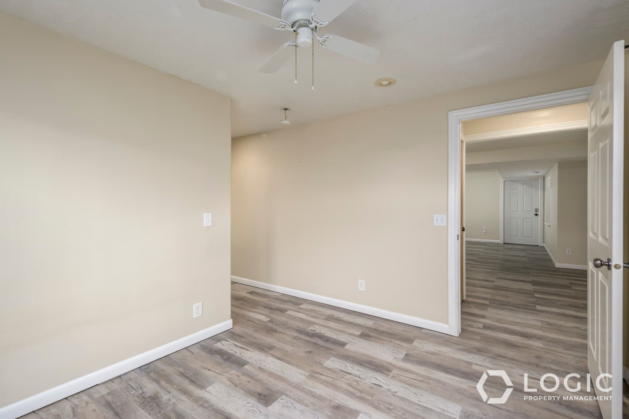 Saratoga Springs In-Law/Basement: 3987 S Lake Mountain Dr