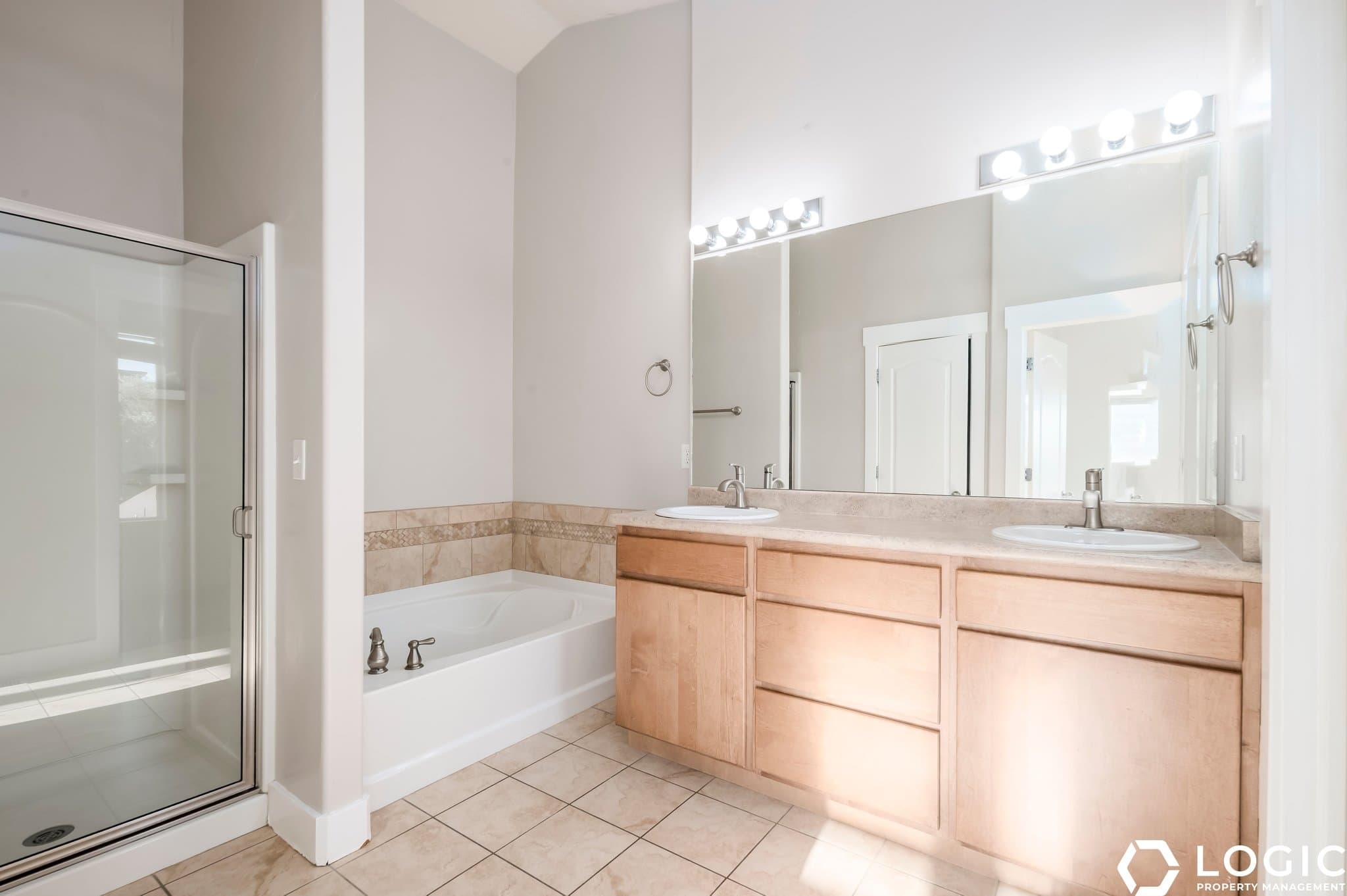 Salt Lake City Townhome: 153 W Monifieth Pl