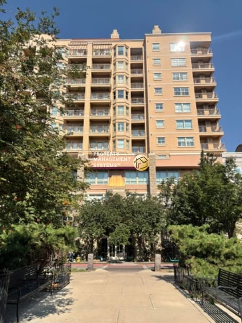Salt Lake City Apartment: 5 S 500 W