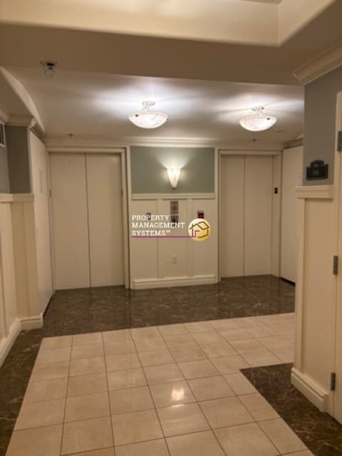 Salt Lake City Apartment: 5 S 500 W
