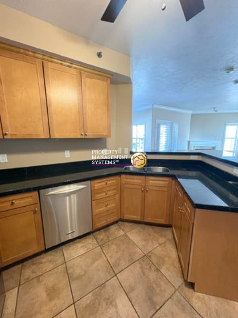 Salt Lake City Apartment: 5 S 500 W