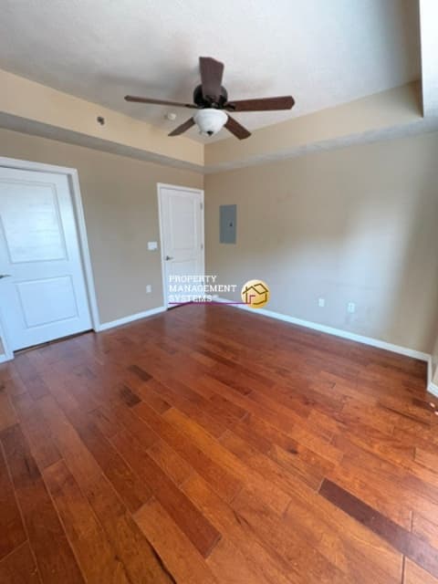 Salt Lake City Apartment: 5 S 500 W