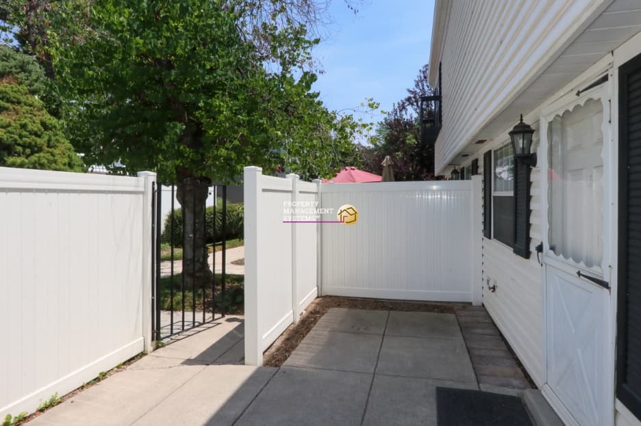 Salt Lake City Townhome: 601 E 4010 S