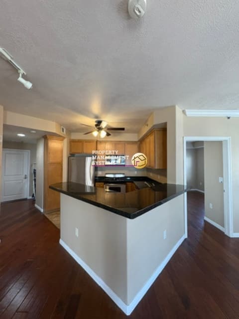Salt Lake City Apartment: 5 S 500 W