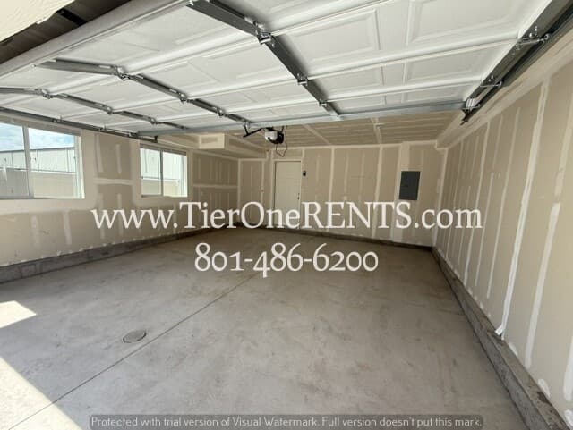 Ogden Townhome: 455 W 1025 S
