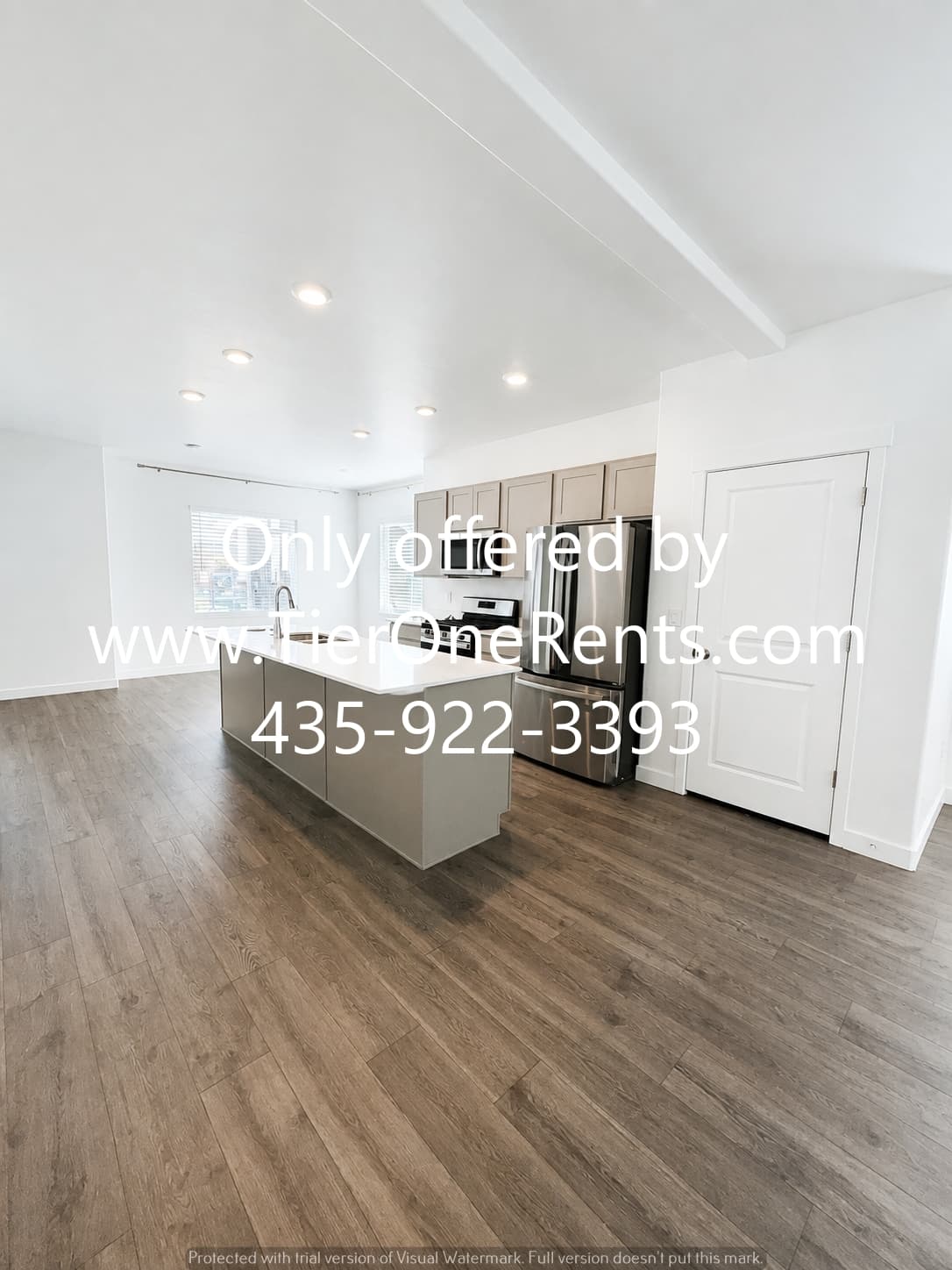 Eagle Mountain Townhome: 3912 N Cougar Ln
