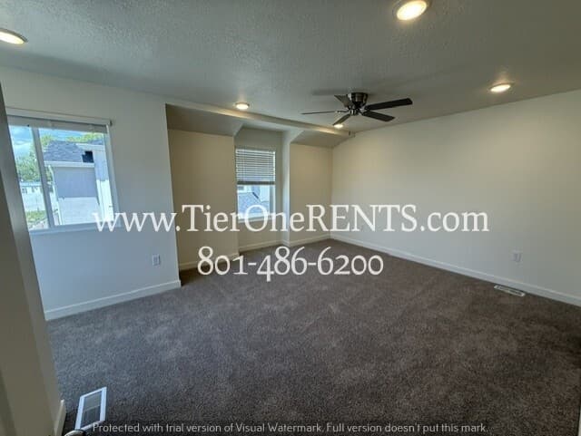 Ogden Townhome: 455 W 1025 S