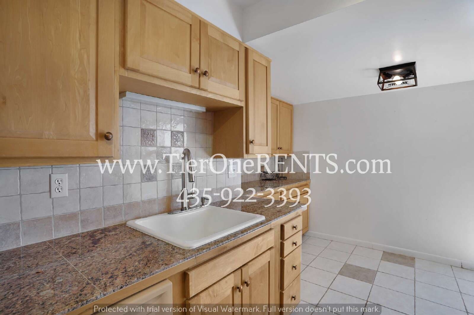 Salt Lake City Condo: 875 S Donner Way