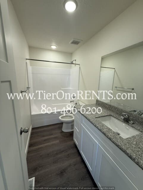 Ogden Townhome: 455 W 1025 S