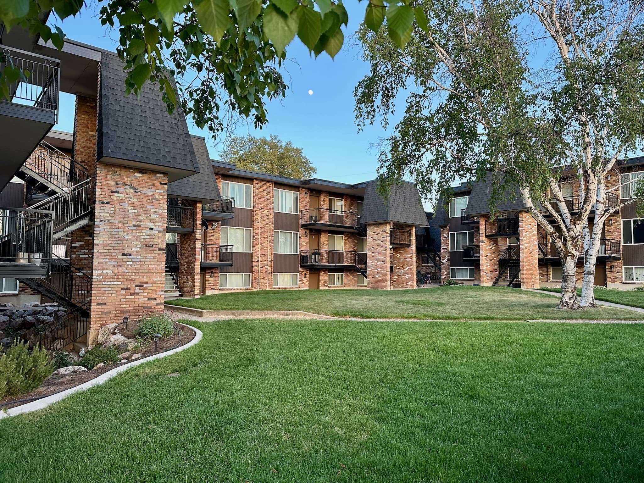 South Ogden Apartment: 4050 Madison Ave