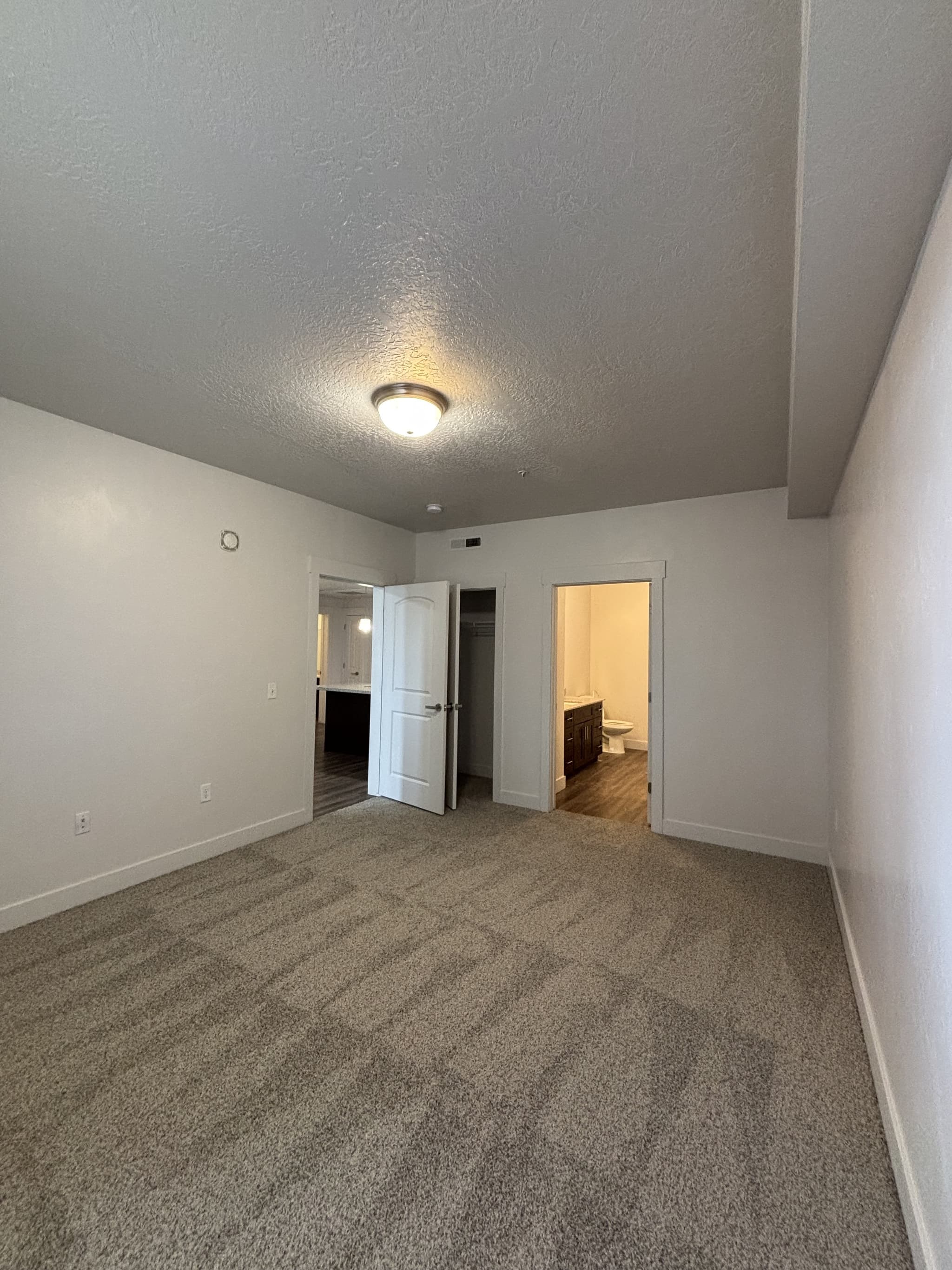 Clearfield Apartment: 70 S State St