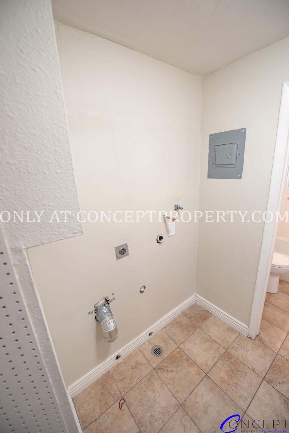 North Salt Lake Apartment: 100 S Orchard Dr