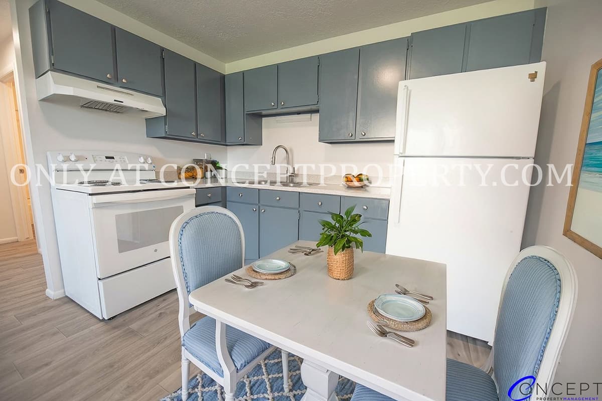 Clearfield Apartment: 1080 S 1500 E