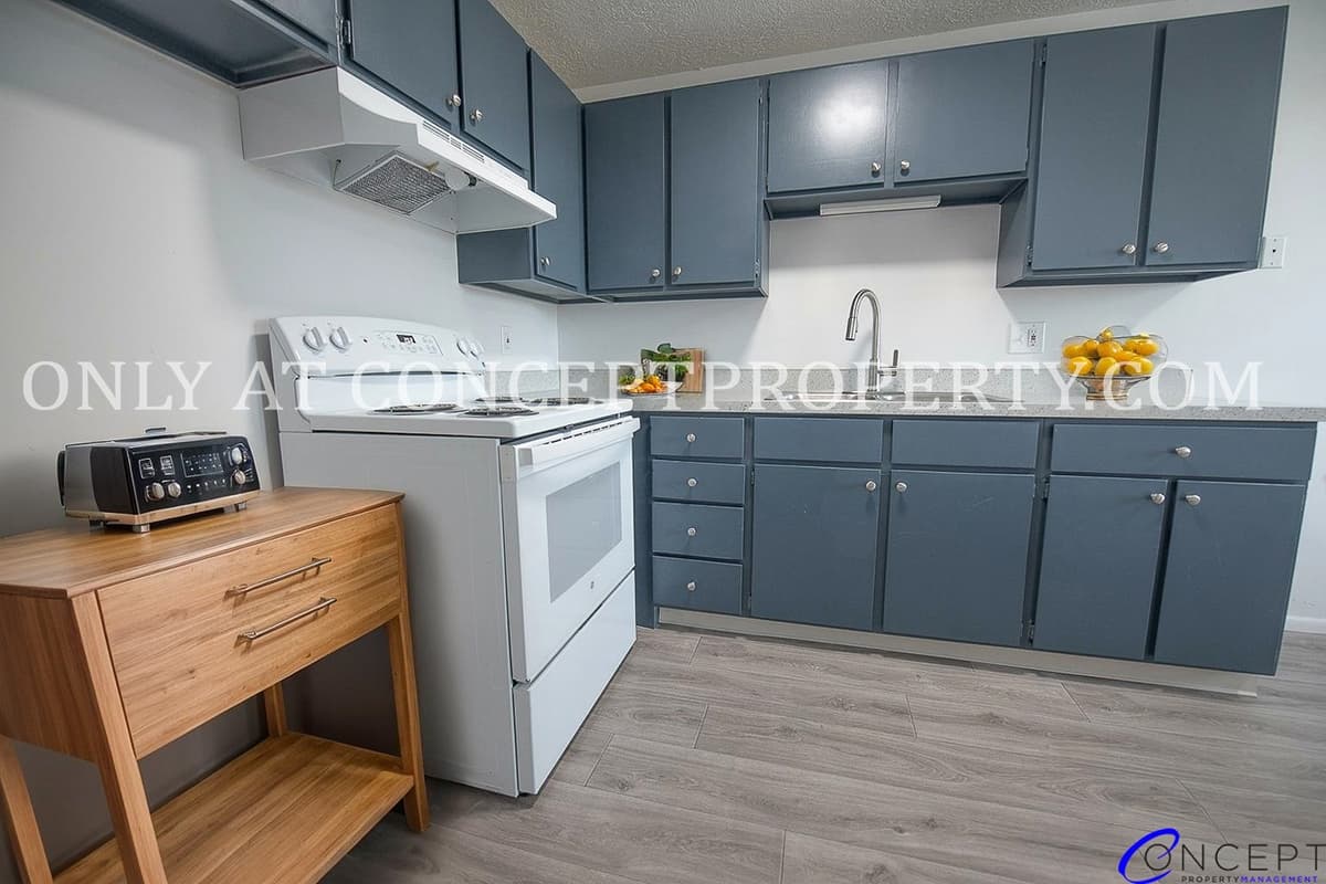 Clearfield Apartment: 1080 S 1500 E
