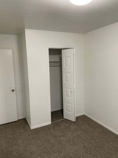 Taylorsville Townhome: 5287 S Dewberry Ln