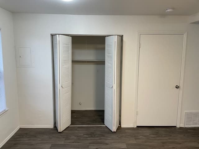 Taylorsville Townhome: 5287 S Dewberry Ln