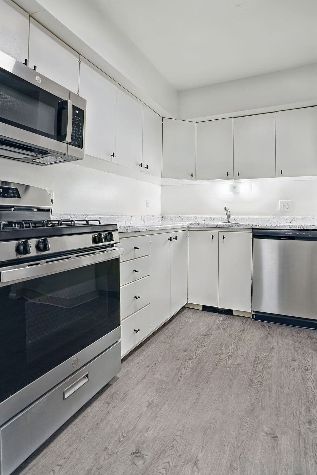Ogden Apartment: 3290 Van Buren Ave