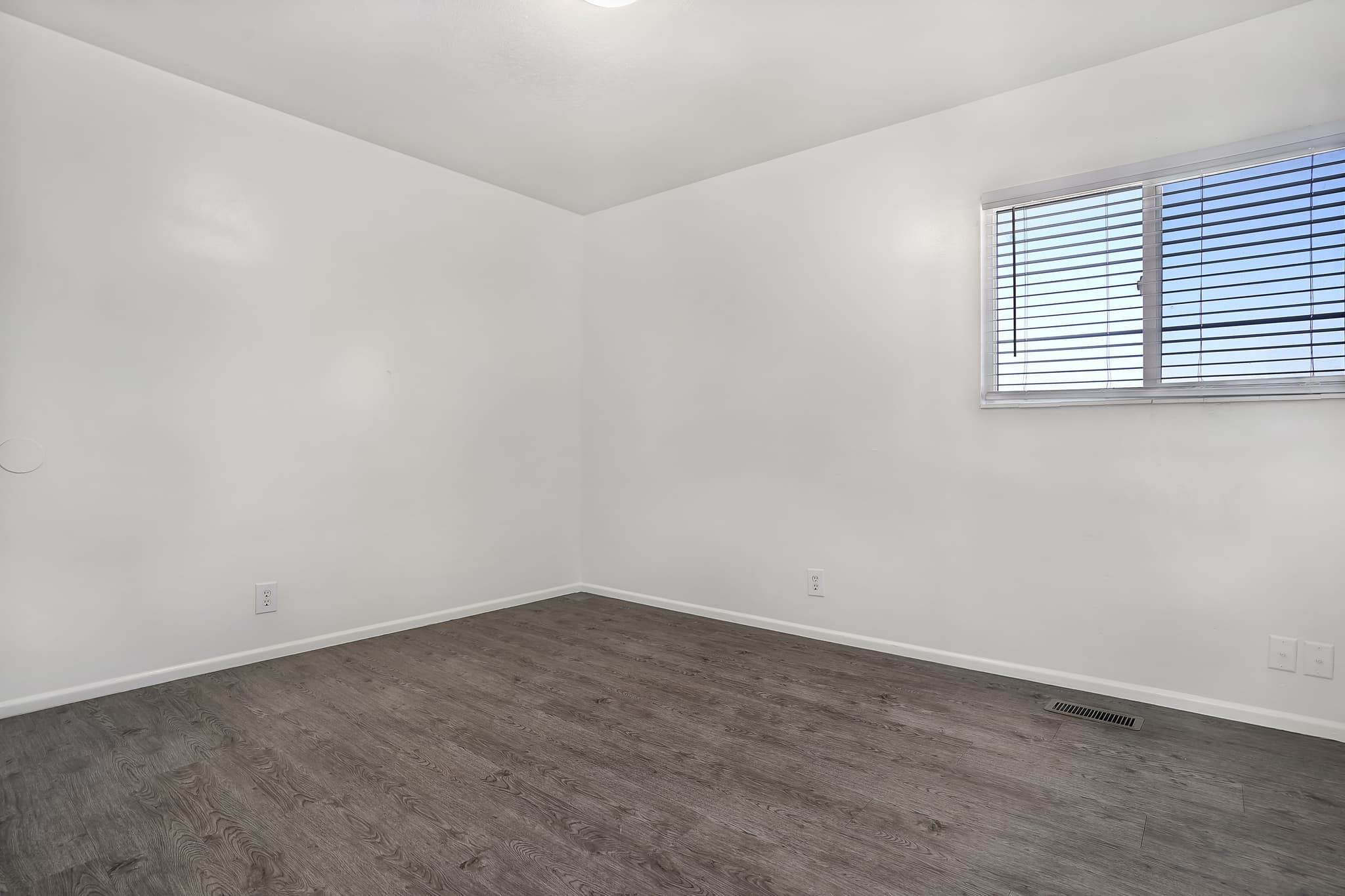 Ogden Apartment: 3091 Eccles Ave