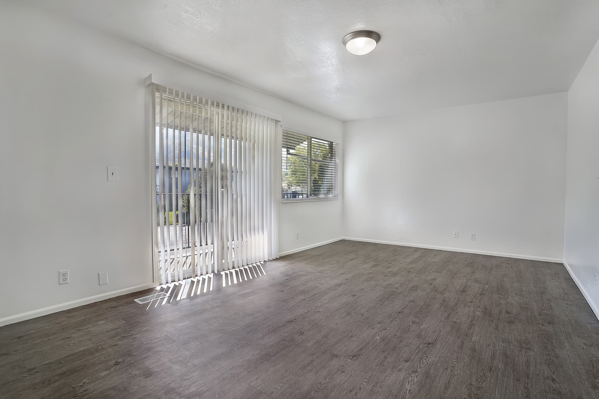 Ogden Apartment: 3091 Eccles Ave
