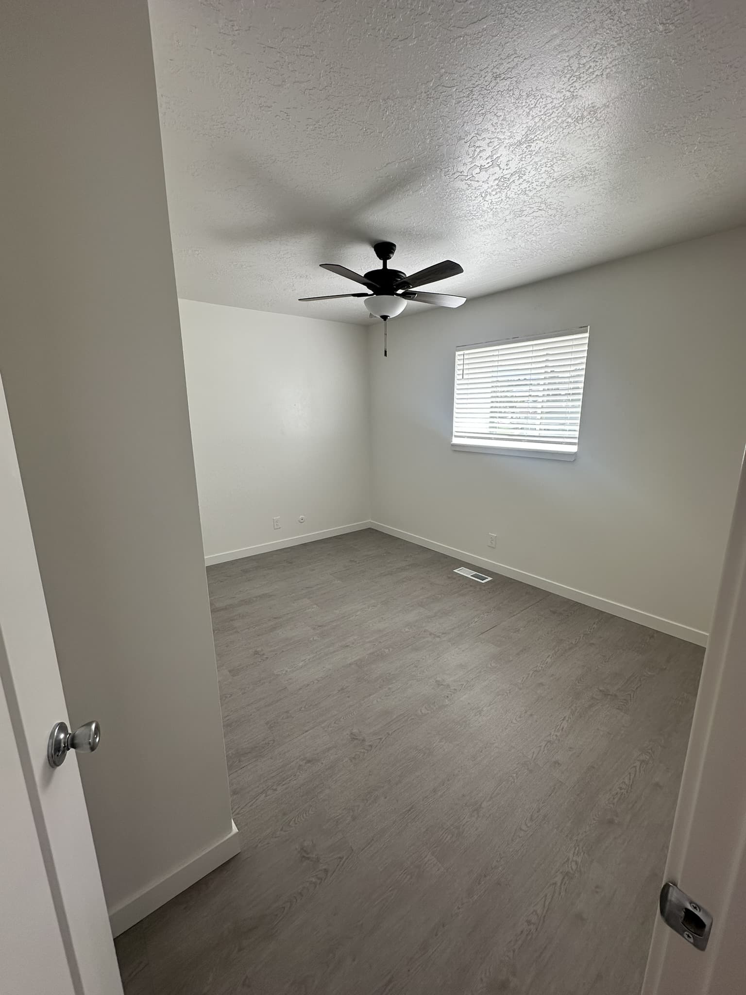 Ogden Apartment: 3290 Van Buren Ave
