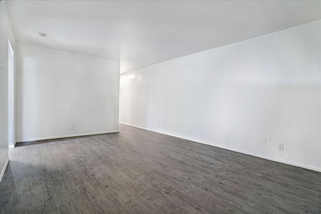 Ogden Apartment: 3290 Van Buren Ave
