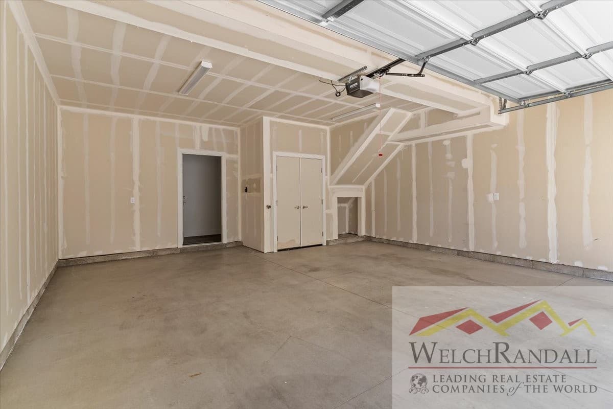 Ogden Townhome: 2336 W James Way