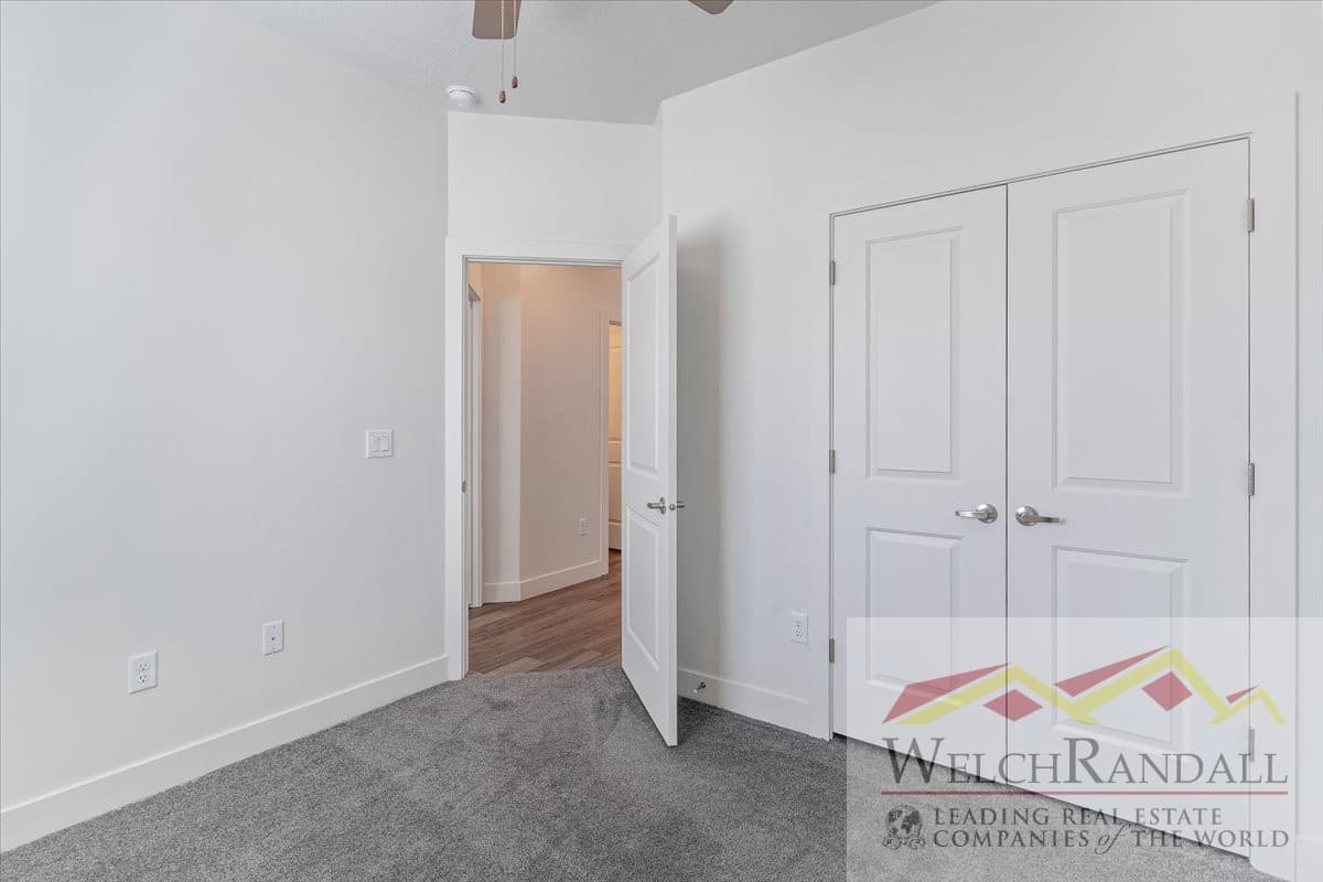 Ogden Townhome: 2336 W James Way