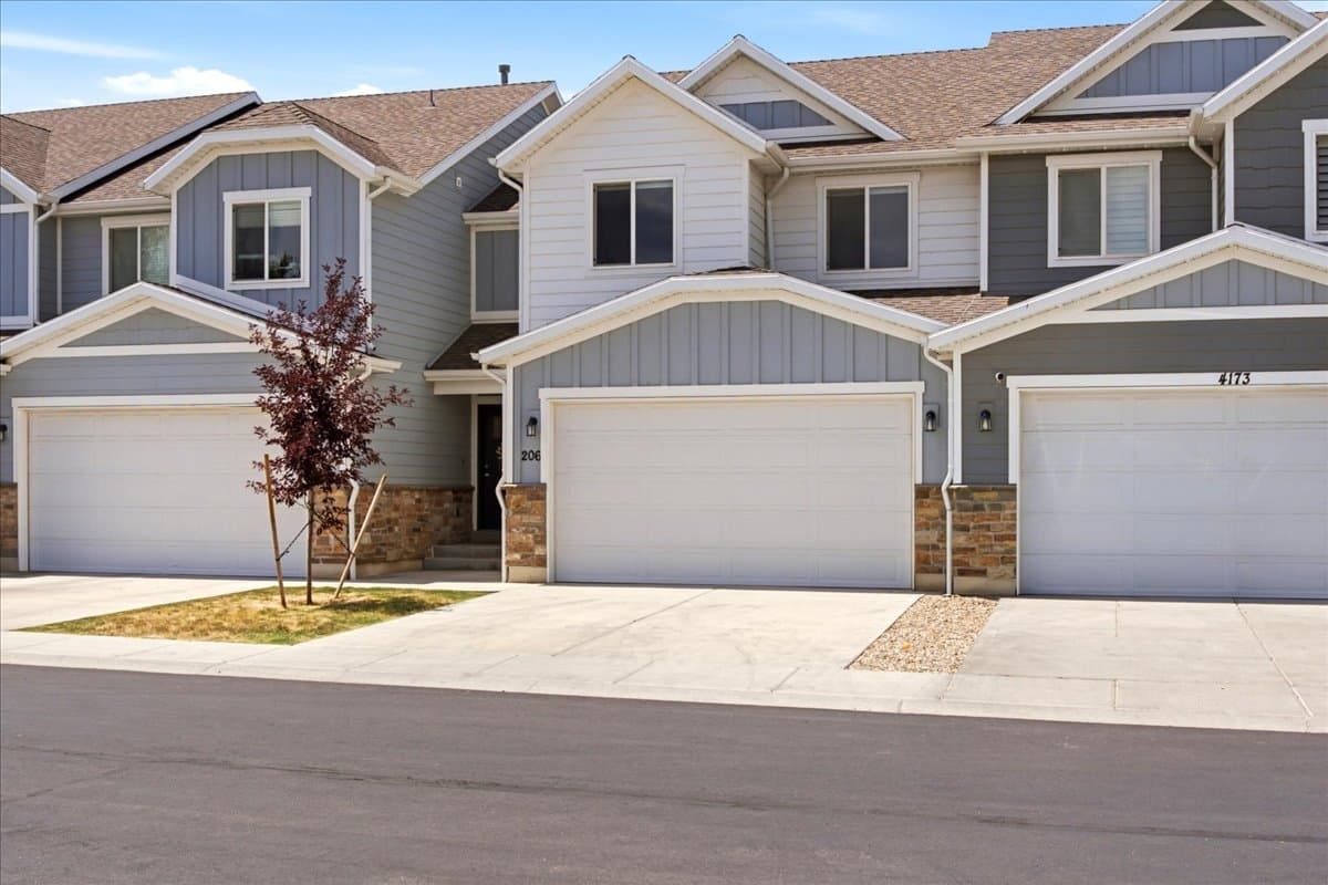 Roy Townhome: 4173 S 2825 W