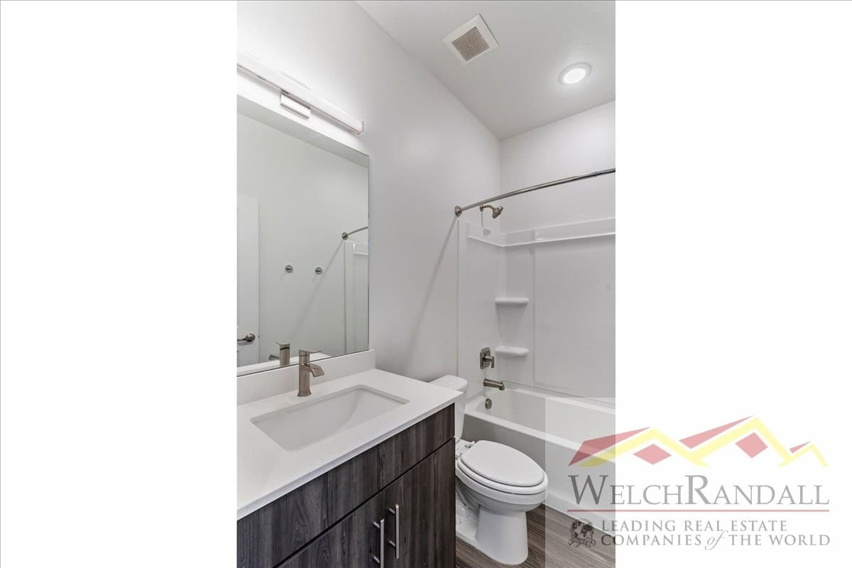 Ogden Townhome: 2336 W James Way